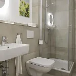 Nonstop - Ubernacht - Hostelhotelhome 2*