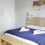 Nonstop - Ubernacht - Hostelhotelhome ホテル