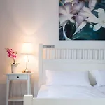 Nonstop - Ubernacht - Hostelhotelhome ホテル