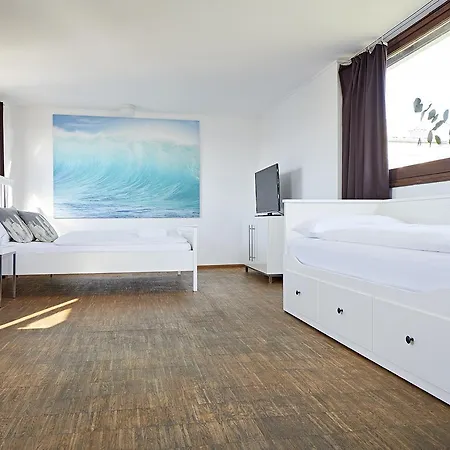 Nonstop - Ubernacht - Hostelhotelhome Hotell Augsburg