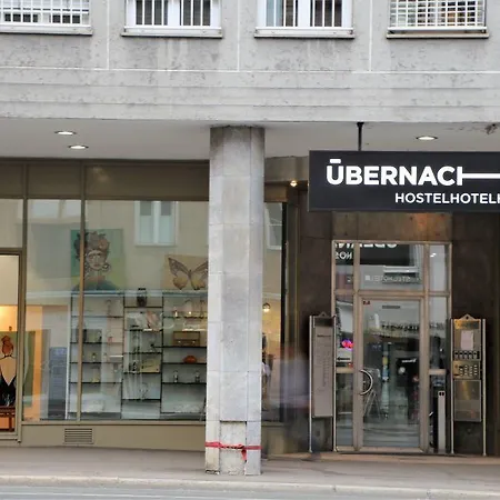 Nonstop - Ubernacht - Hostelhotelhome Augsburg