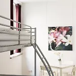 Otel Nonstop - Ubernacht - Hostelhotelhome 2*