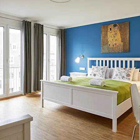 Nonstop Hotel Augsburg - Uebernacht - Hostelhotelhome - Augsburg