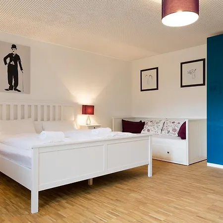 Nonstop Hotel Augsburg - Uebernacht - Hostelhotelhome -