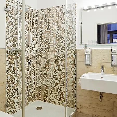 Nonstop Hotel Augsburg - Uebernacht - Hostelhotelhome - Hotel 2*