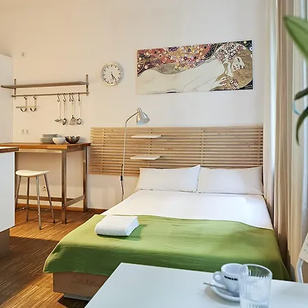 Nonstop - übernacht - Hostelhotelhome - 2* Augsburgo