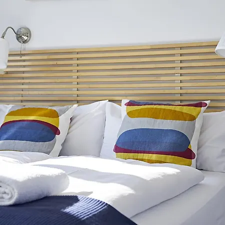 Nonstop Hotel Augsburg - Uebernacht - Hostelhotelhome - Hotel 2*