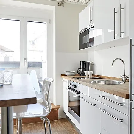 Nonstop Hotel Augsburg - Uebernacht - Hostelhotelhome -