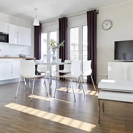 Nonstop - Ubernacht - Hostelhotelhome Hotel