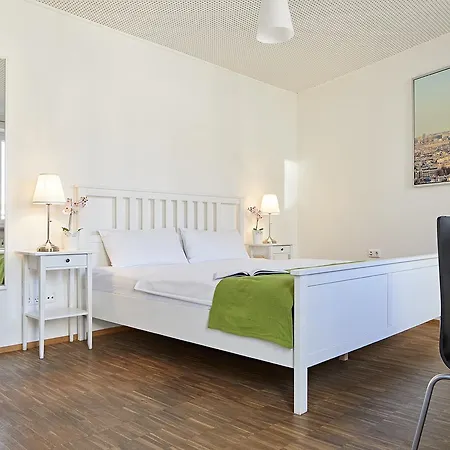 Nonstop Hotel Augsburg - Uebernacht - Hostelhotelhome -