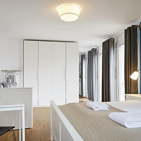 Nonstop Hotel Augsburg - Uebernacht - Hostelhotelhome - 2*