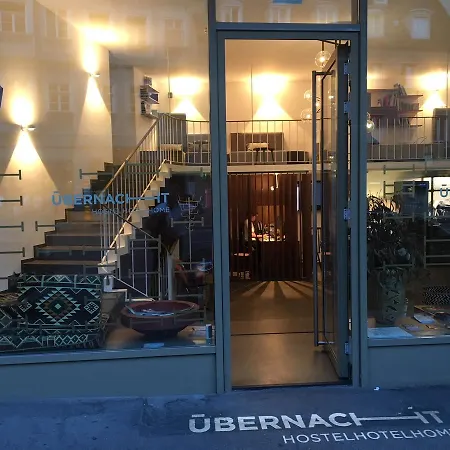 Nonstop Hotel Augsburg - Uebernacht - Hostelhotelhome - 2*