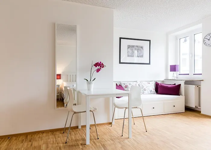 Nonstop - Ubernacht - Hostelhotelhome 奥格斯堡