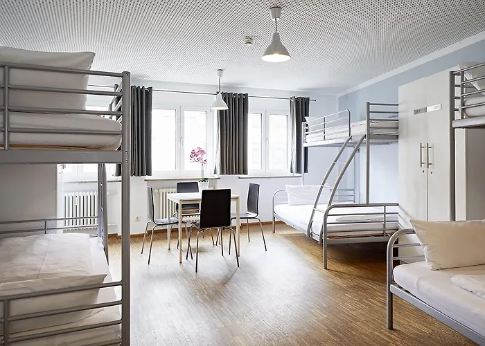 酒店 Nonstop - Ubernacht - Hostelhotelhome 2*