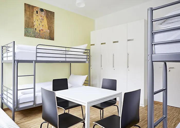 Nonstop - Ubernacht - Hostelhotelhome 2* 奥格斯堡