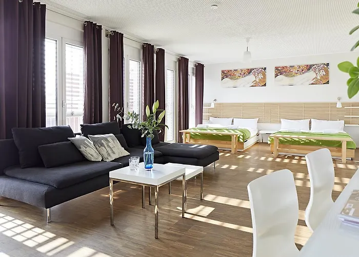 Nonstop - Ubernacht - Hostelhotelhome 酒店 2*