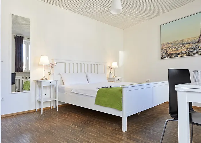 Nonstop - Ubernacht - Hostelhotelhome